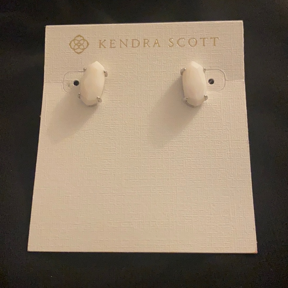 KENDRA SCOTT